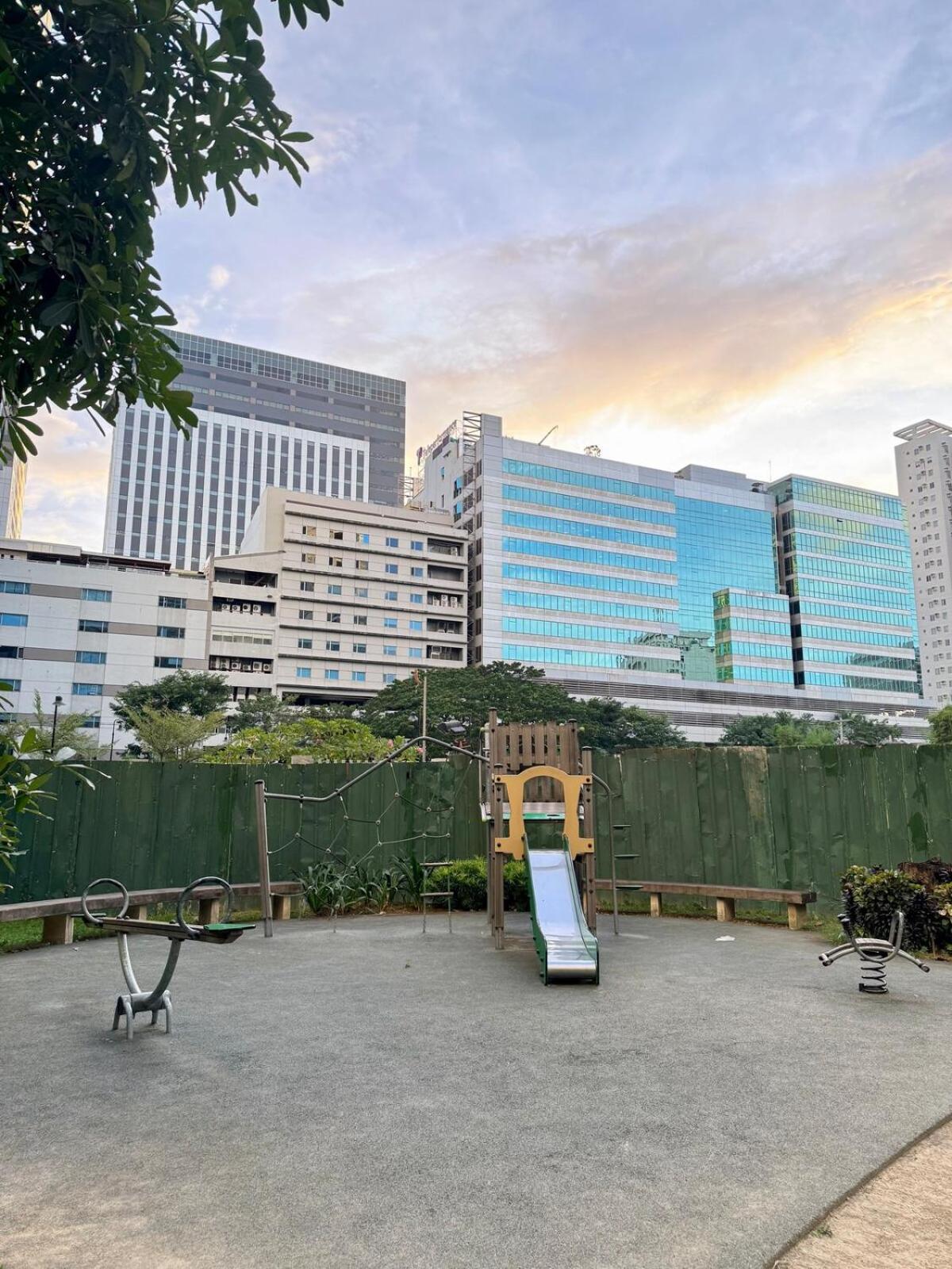 Classy & Stylish 1 Bedroom At It Park Apartment Cebu